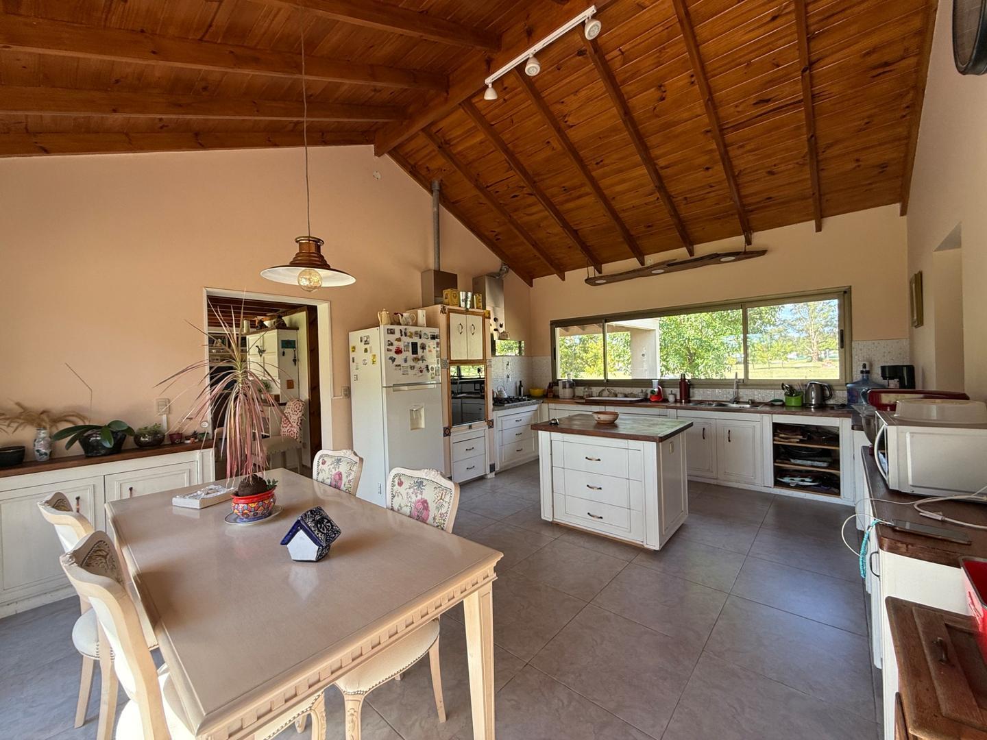 Casa en Alquiler en Monet Barrio Privado, USD 1.300