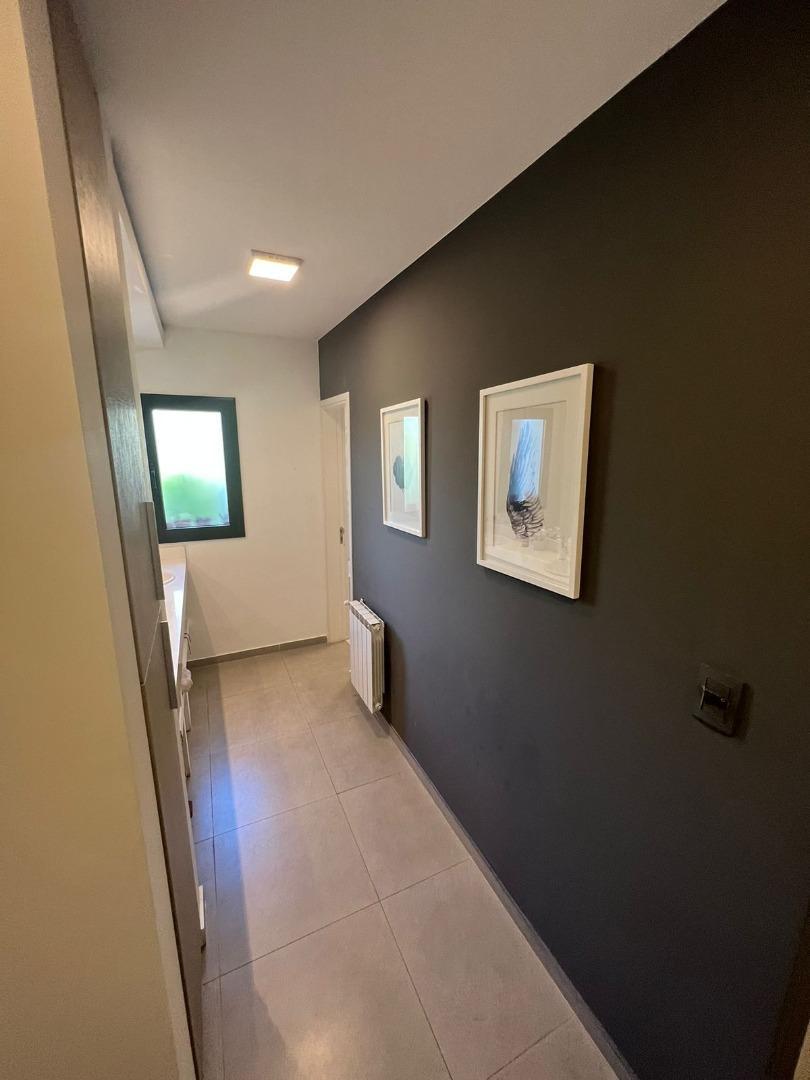 Casa en Venta en Cinco Lomas, USD 480.000