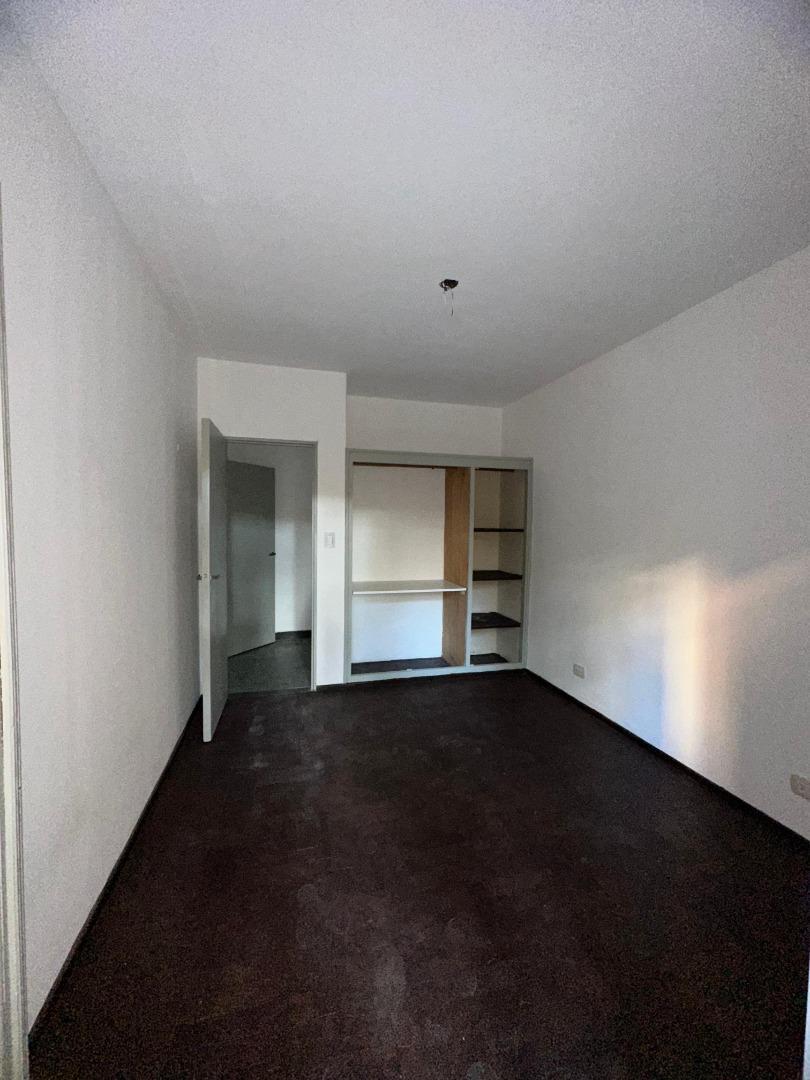 Departamento en Alquiler 50 años