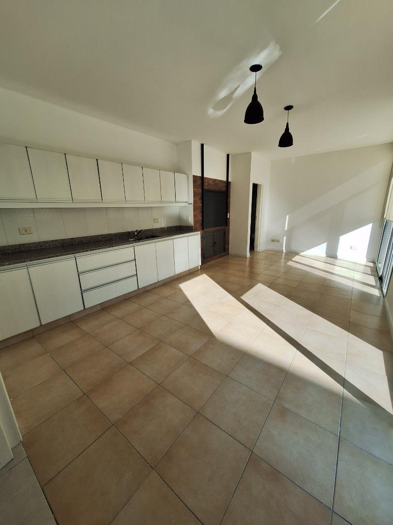 Casa en Alquiler al Norte