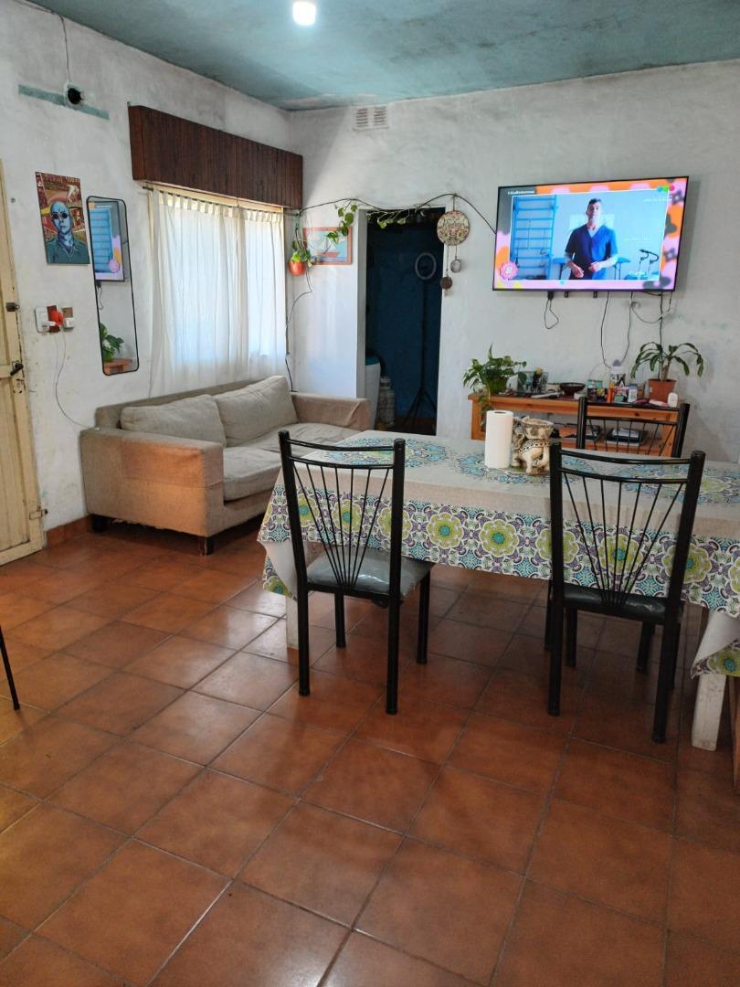 HERMOSA PROPIEDAD EN  LA REJA