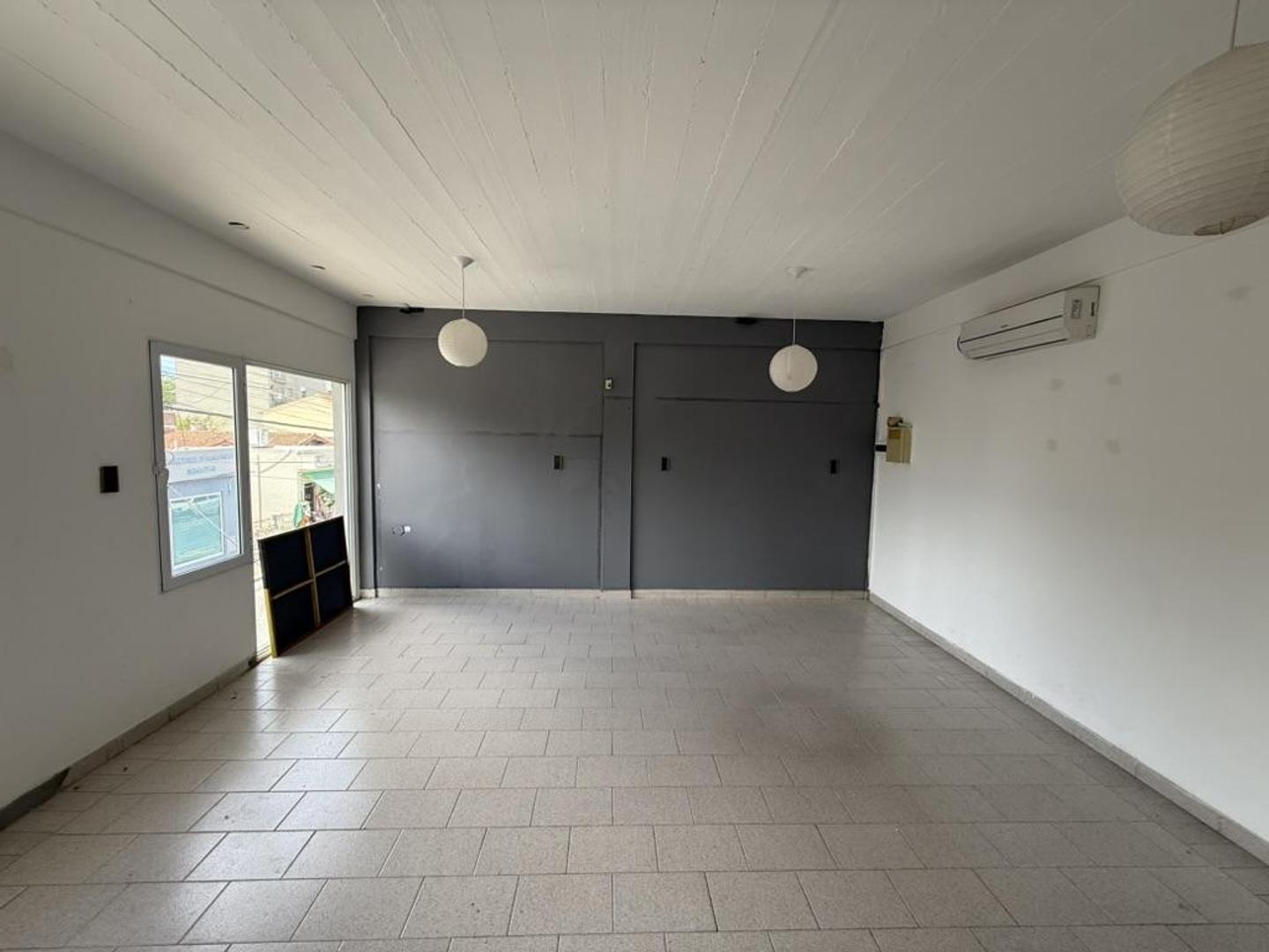 Oficina en Alquiler en Berazategui, $ 500.000