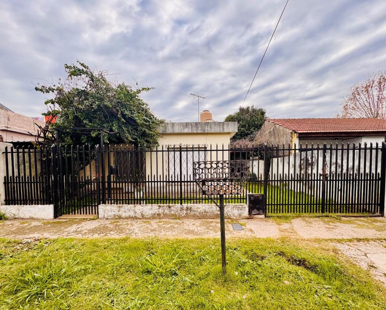 Venta Casa 4 Amb Coch Jardin caseros Hurlingham