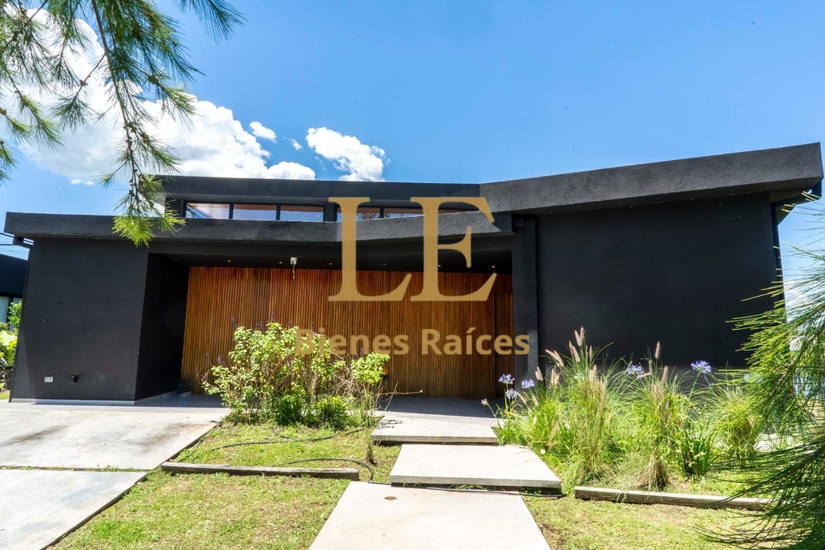 Casa en Venta en El Naudir, USD 380.000