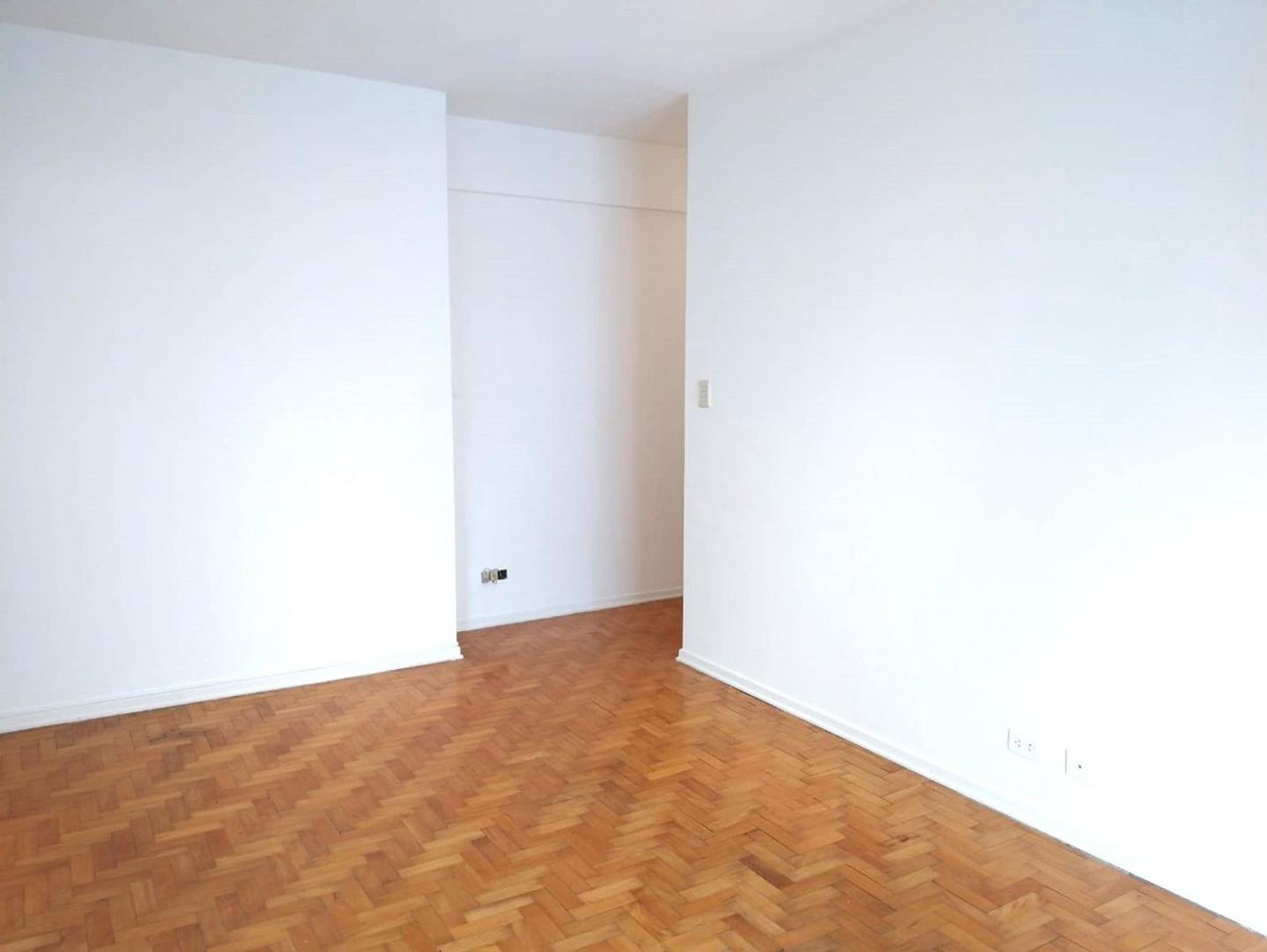 Oficina 2 ambientes con 1 baño