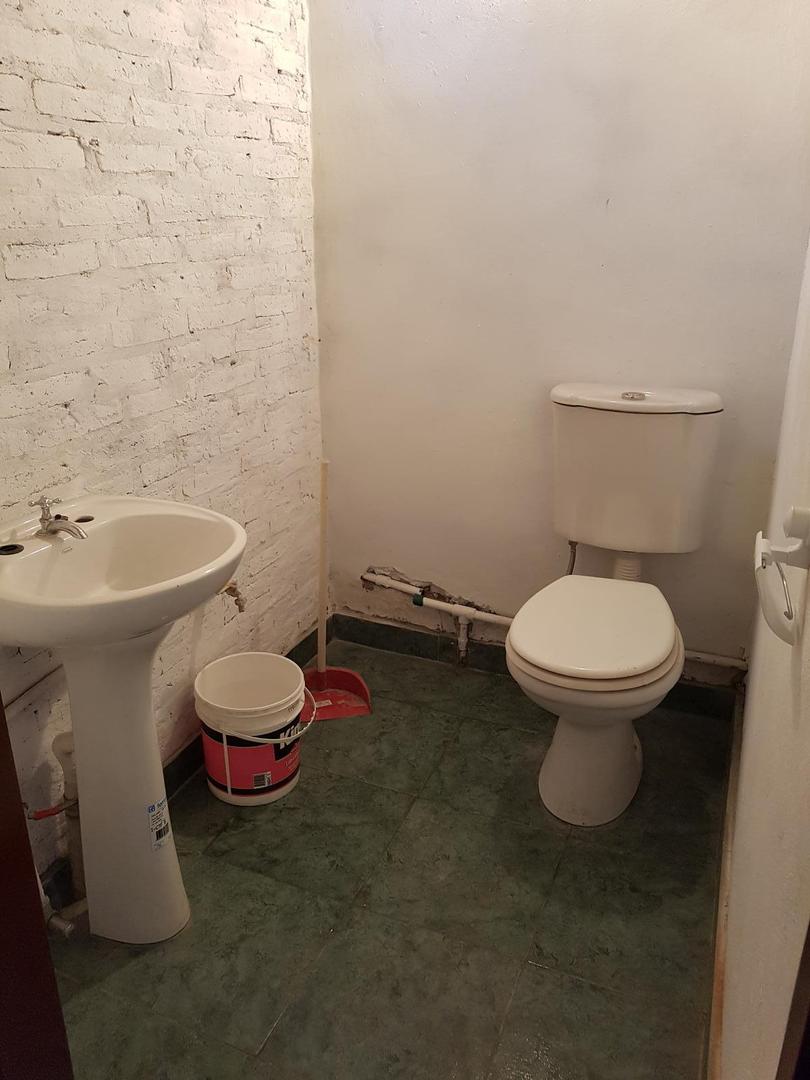 (KM. 41.700) Escribano 5904, local 1