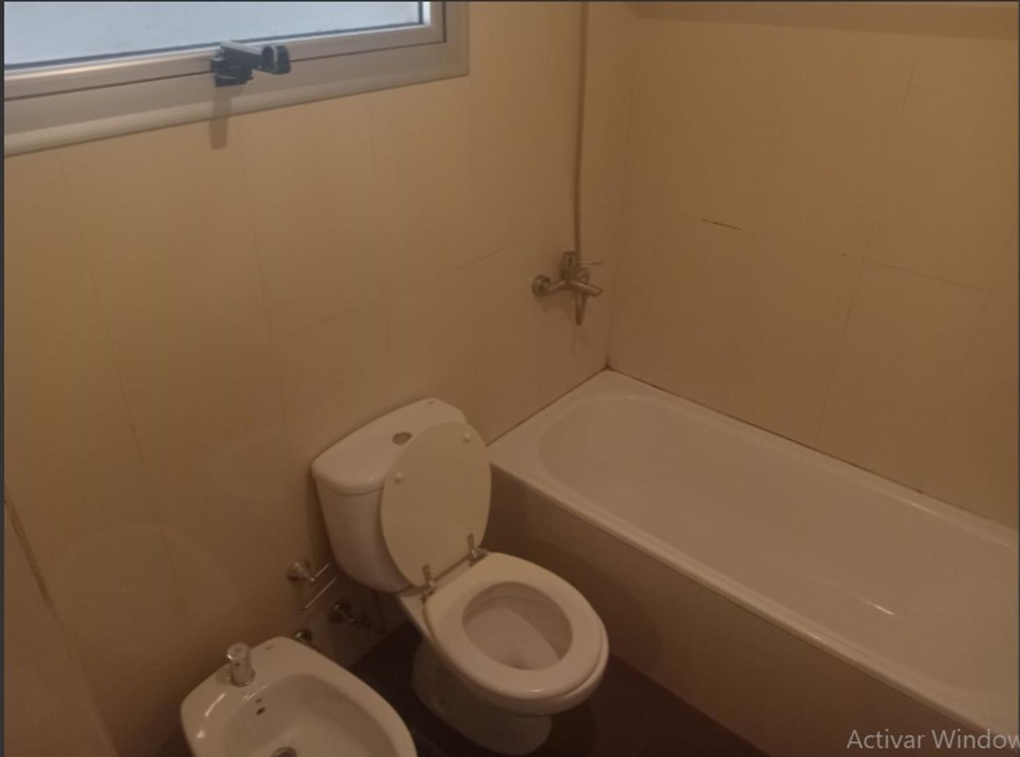 Departamento 3 ambientes con 2 baños