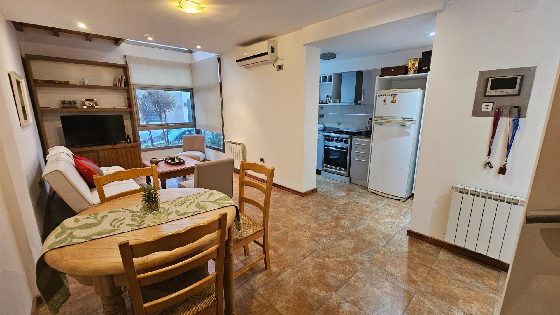 Luis N. Palma y 1 de MAyo