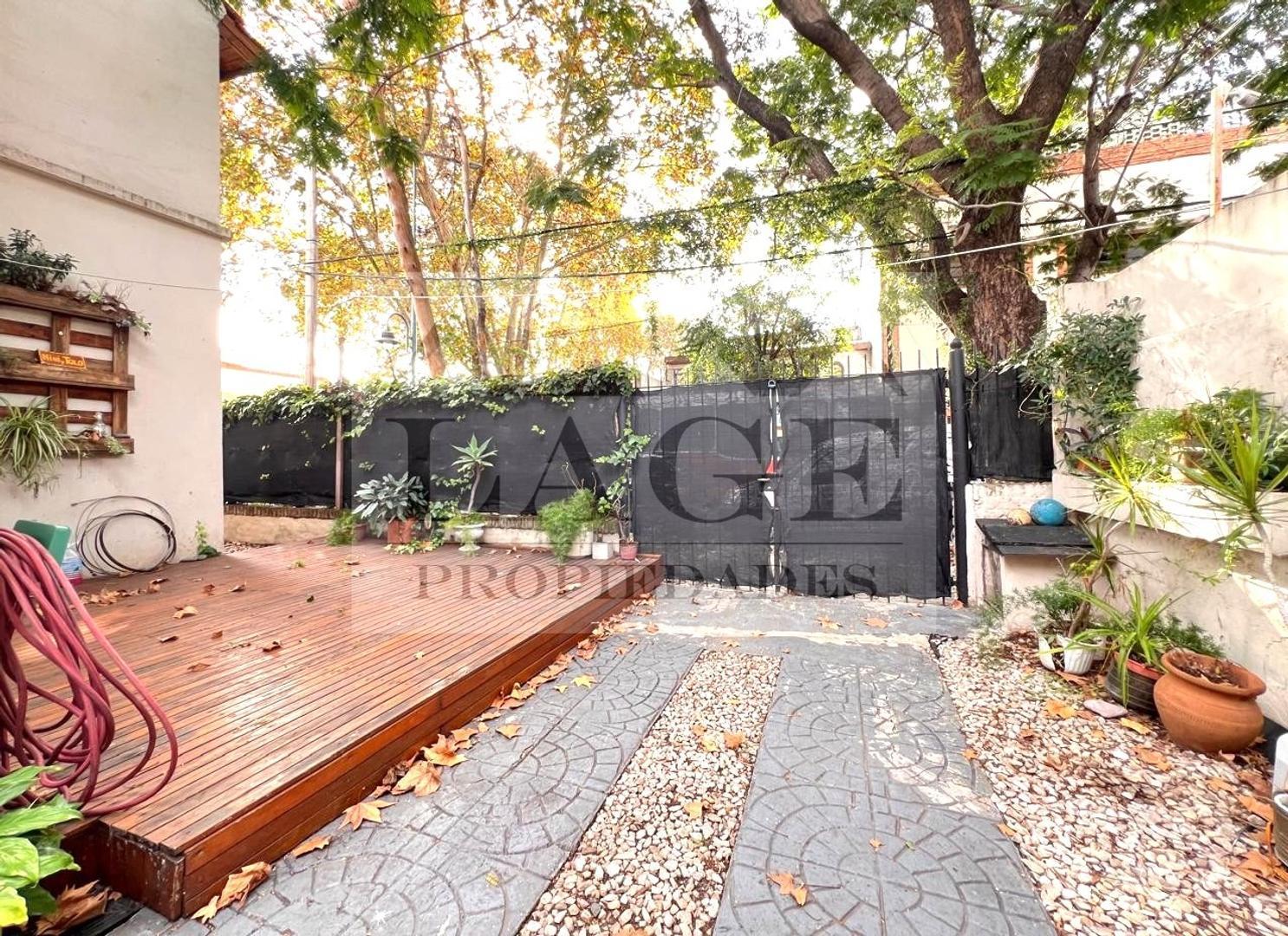 CASA 4 AMB SUITE VESTIDOR ENT.COCHE PATIO BALCON