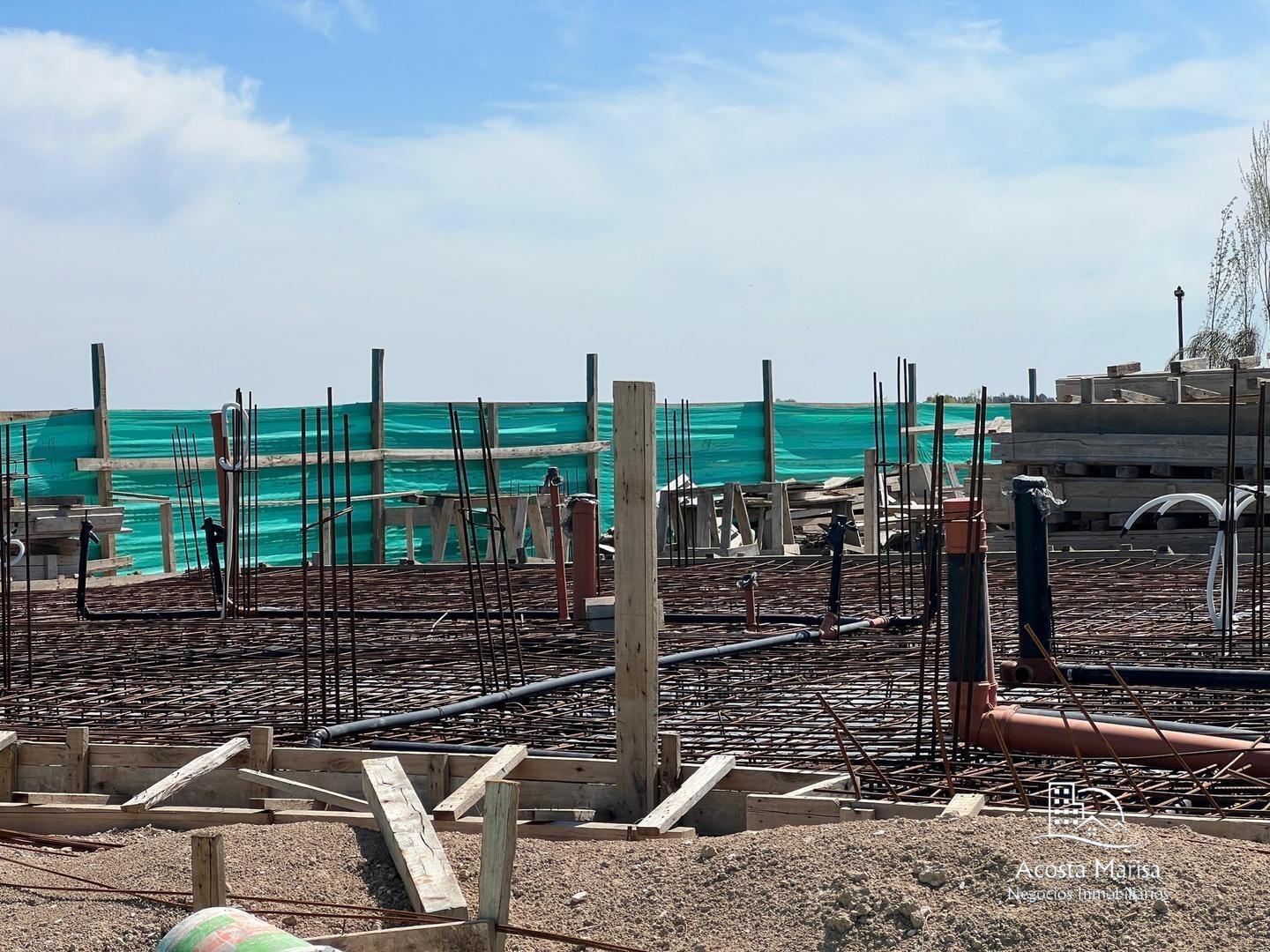 Casa 4 ambientes con 4 baños