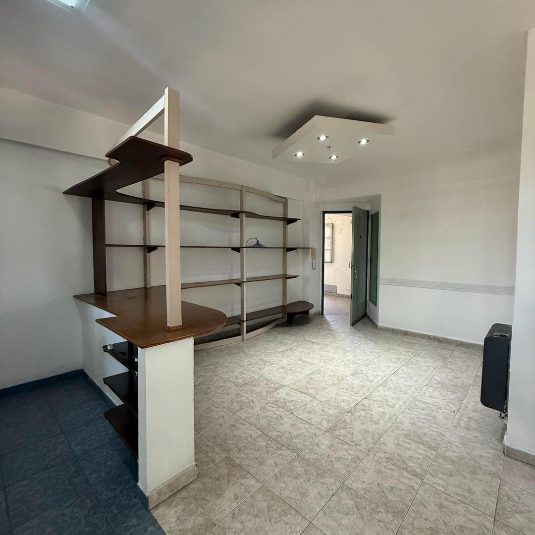 Departamento 2 ambientes Merlo Uso profesional