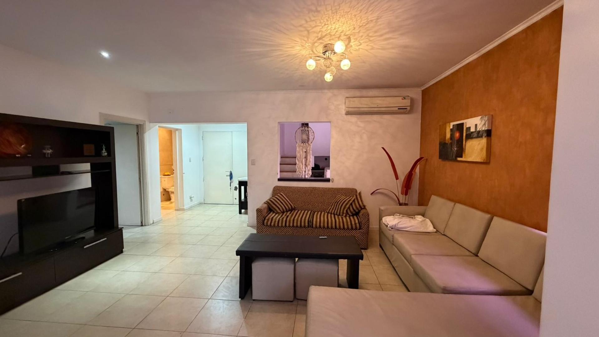 Casa en Alquiler Temporal en La cañada de Pilar, USD 3.200