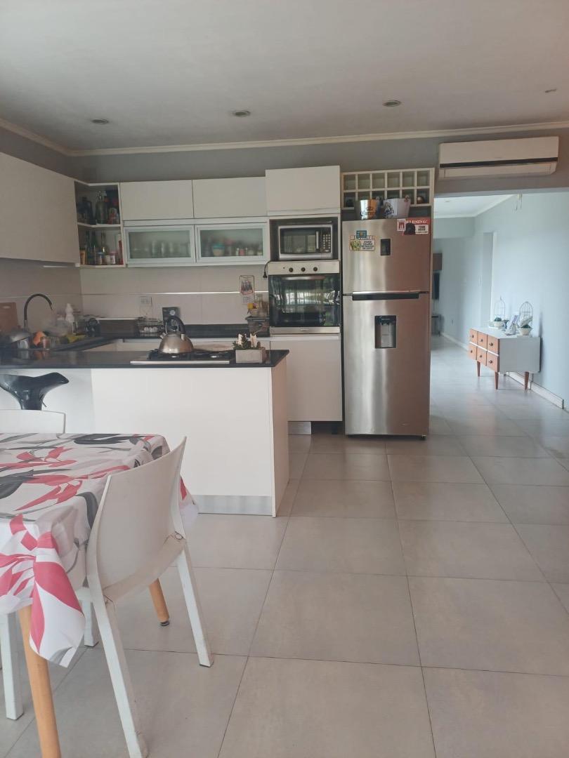 Casa en Alquiler de 3 dormitorios