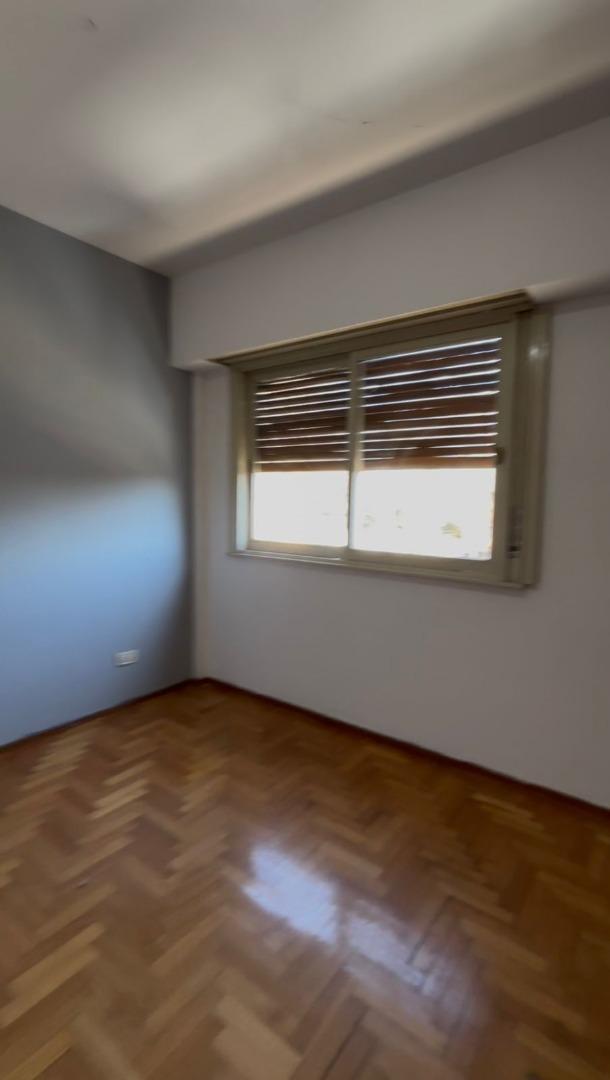 Departamento en Alquiler en Villa Ballester, $ 900.000