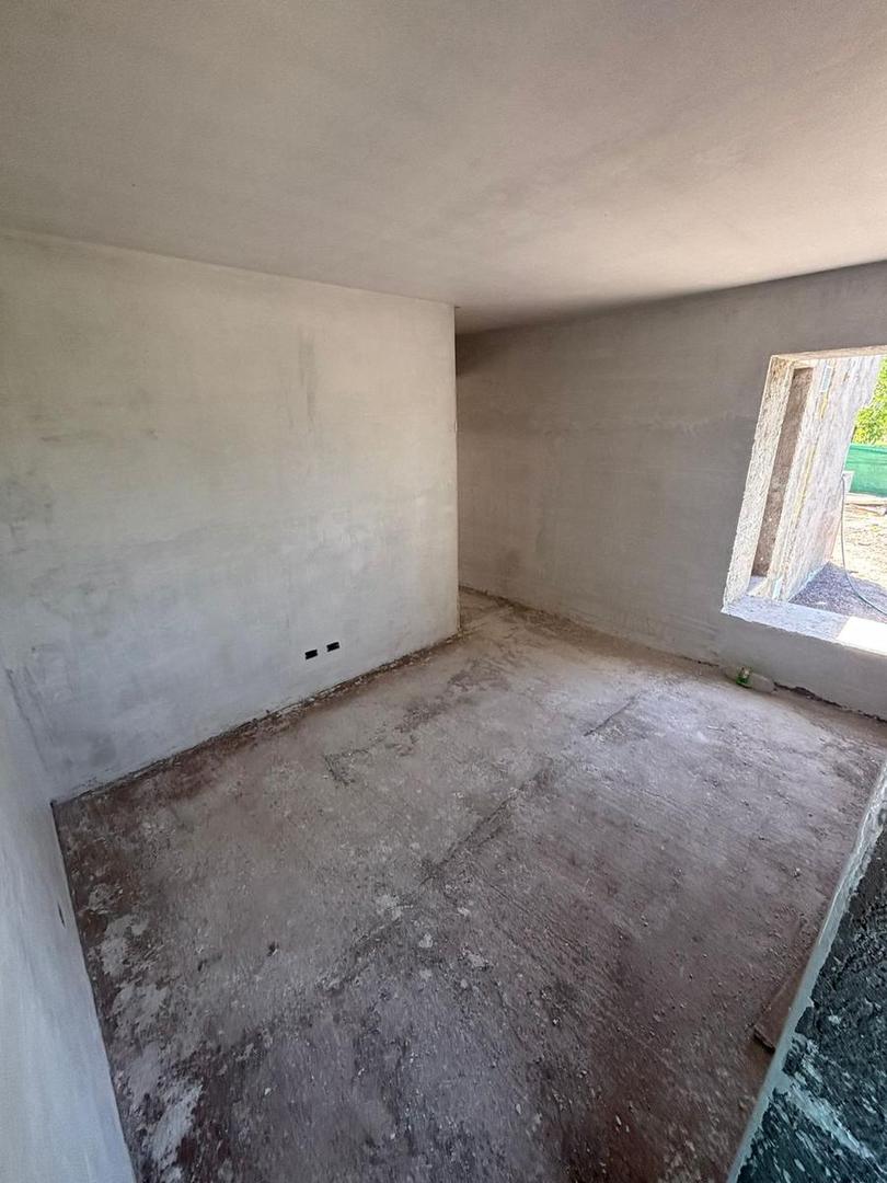 Casa a Estrenar en Barrio La Luisa