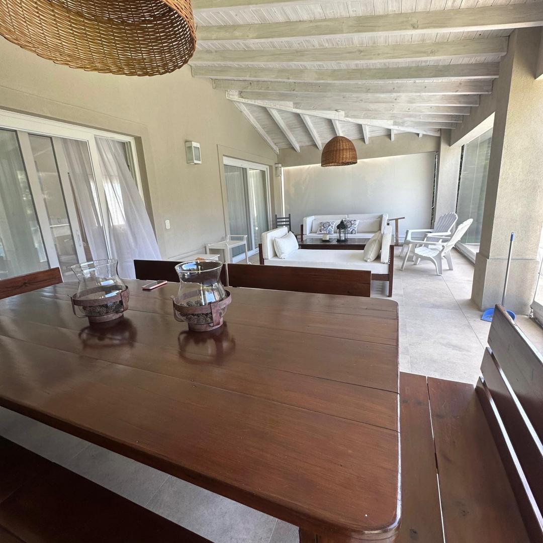 Casa en Alquiler Temporal al Noreste