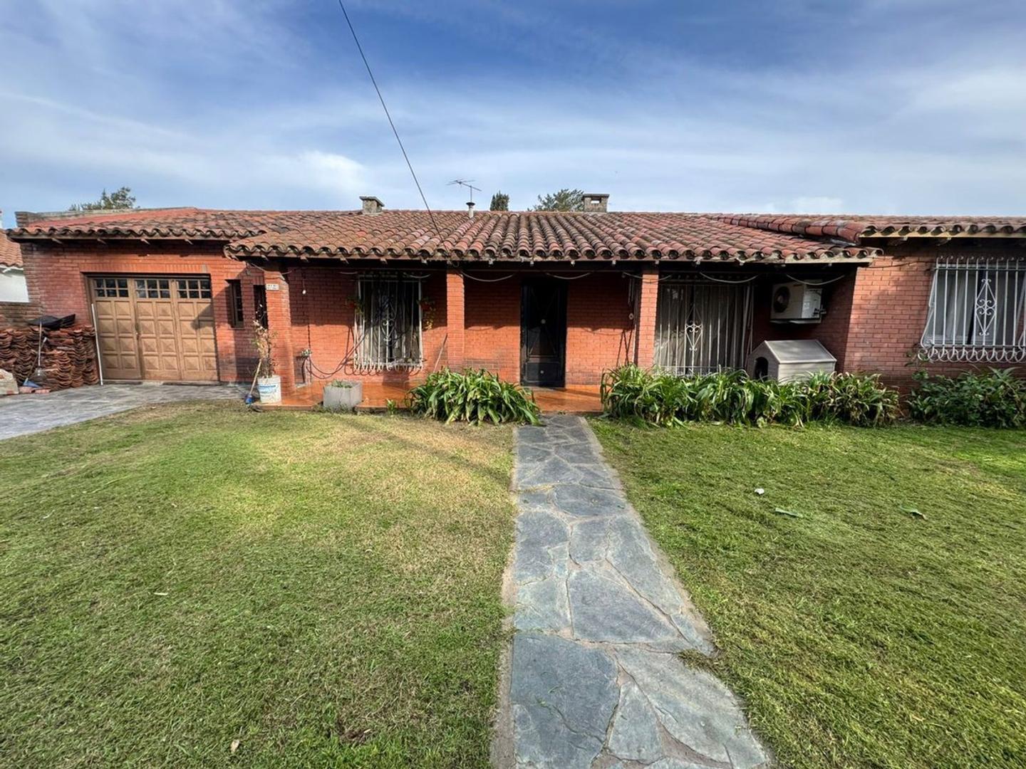 VENTA CASA 3 AMBIENTES CIUDAD EVITA 662 MTS2