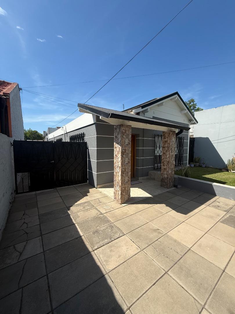 Aristobulo Del Valle 1023