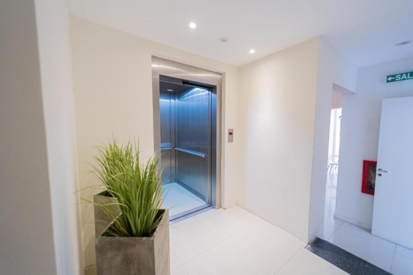 Hotel en Venta en Zona Guemes, USD 650.000