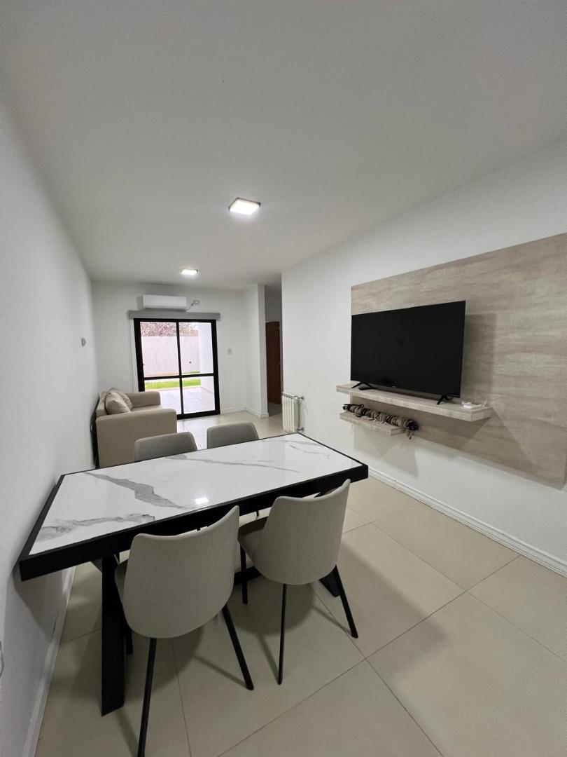 Alquilo Duplex  Amoblado 2 Dorm,Barrio norte V Allende