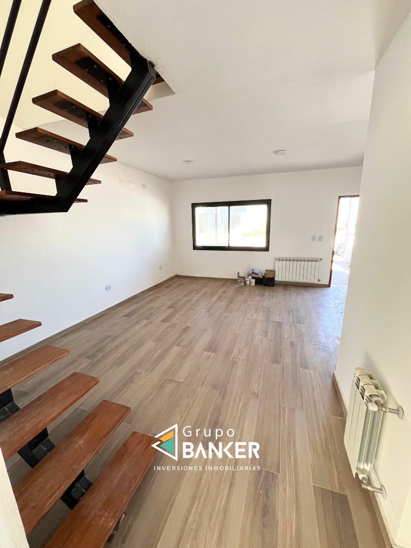 Casa en Alquiler de 3 dormitorios