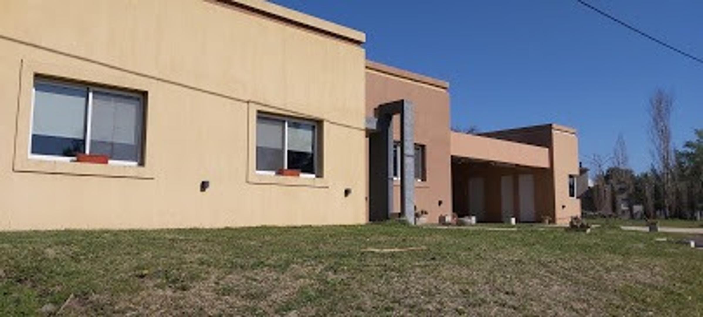 Casa en Venta al Oeste