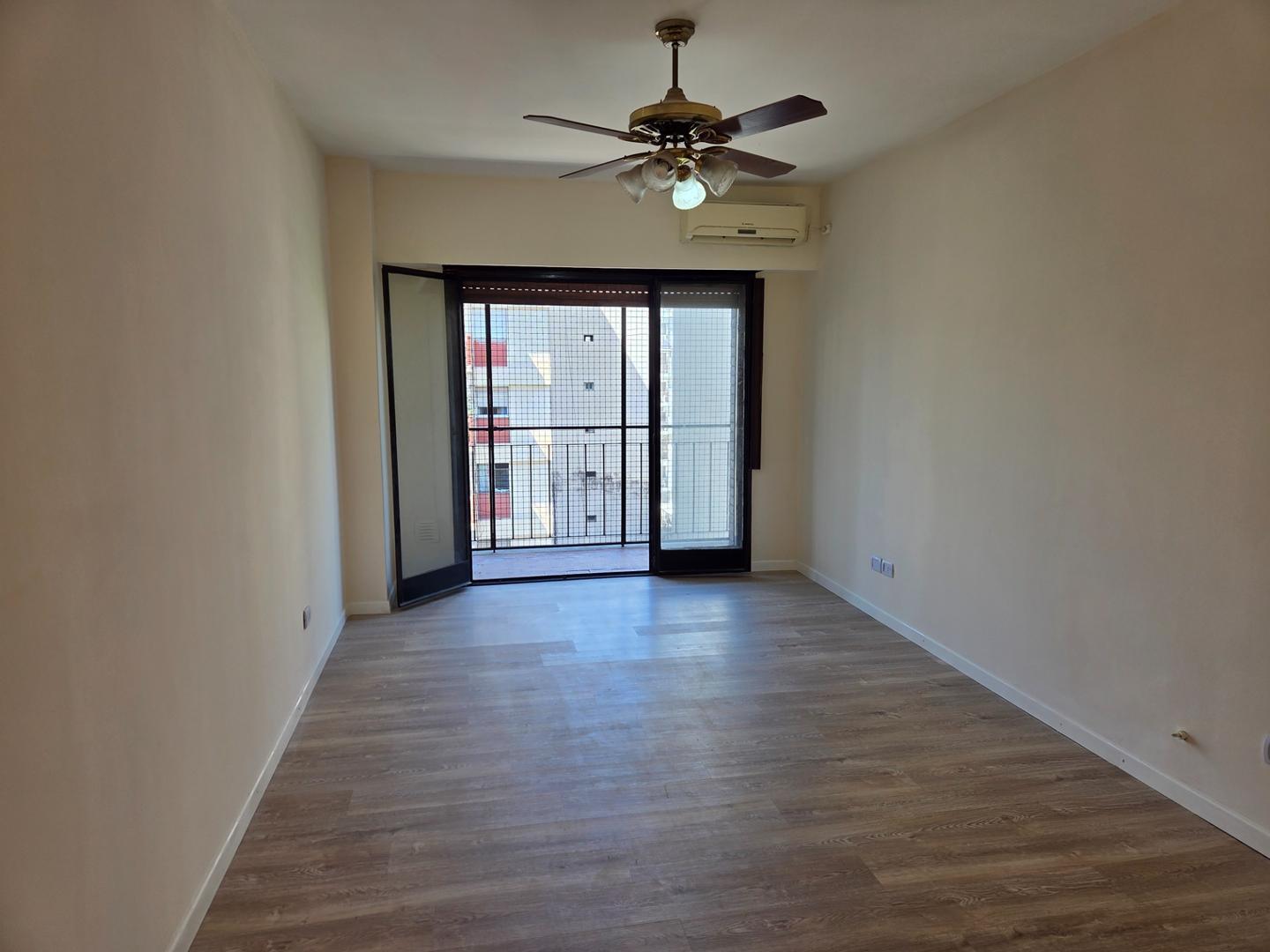 Corrientes 4300, Piso 7