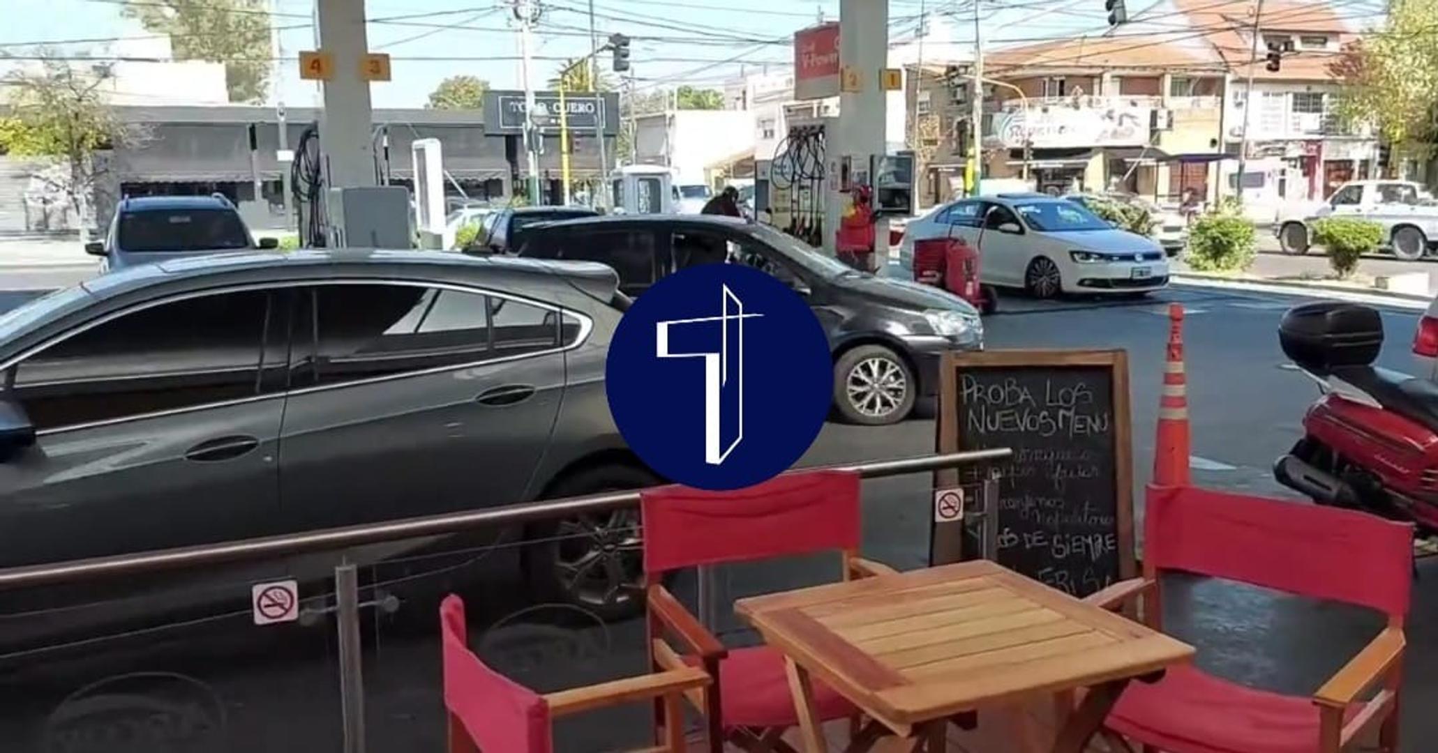 VENTA DE ESTACIÓN DE SERVICIO DUAL EN LOMAS DE ZAMORA