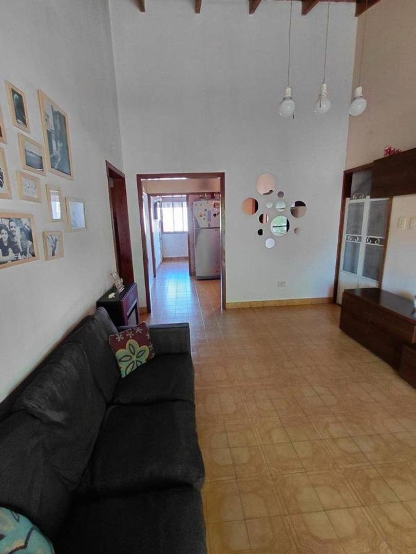 Depto Tipo Casa en Venta con 1 cocheras