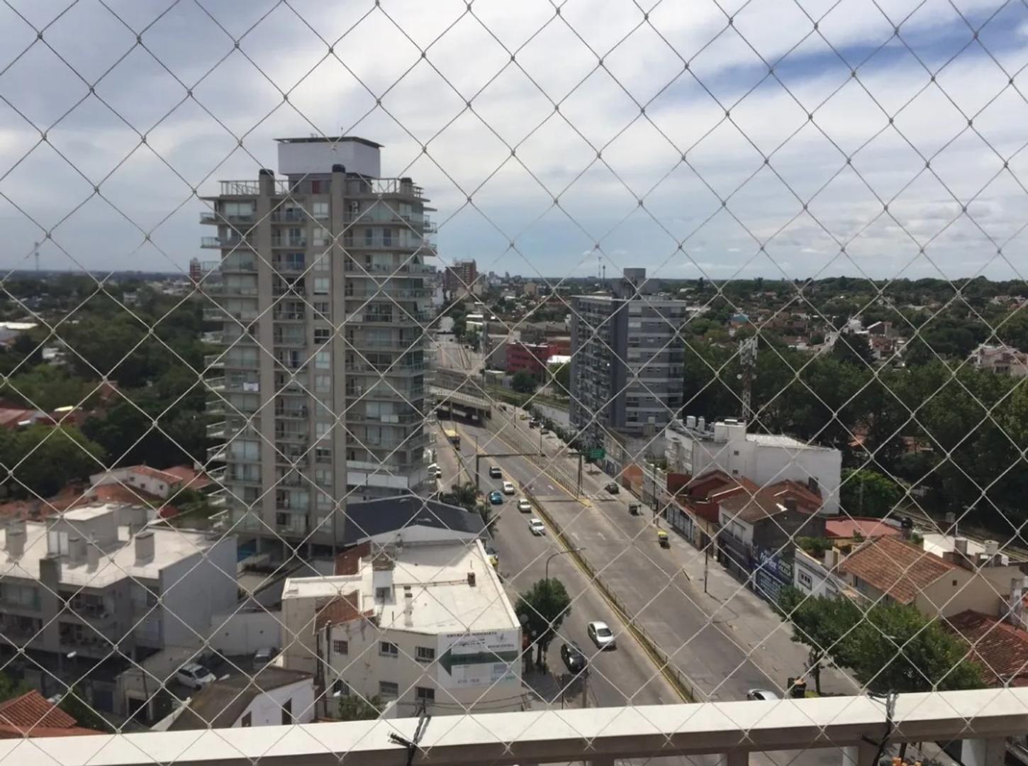 Departamento en Alquiler con 1 cocheras