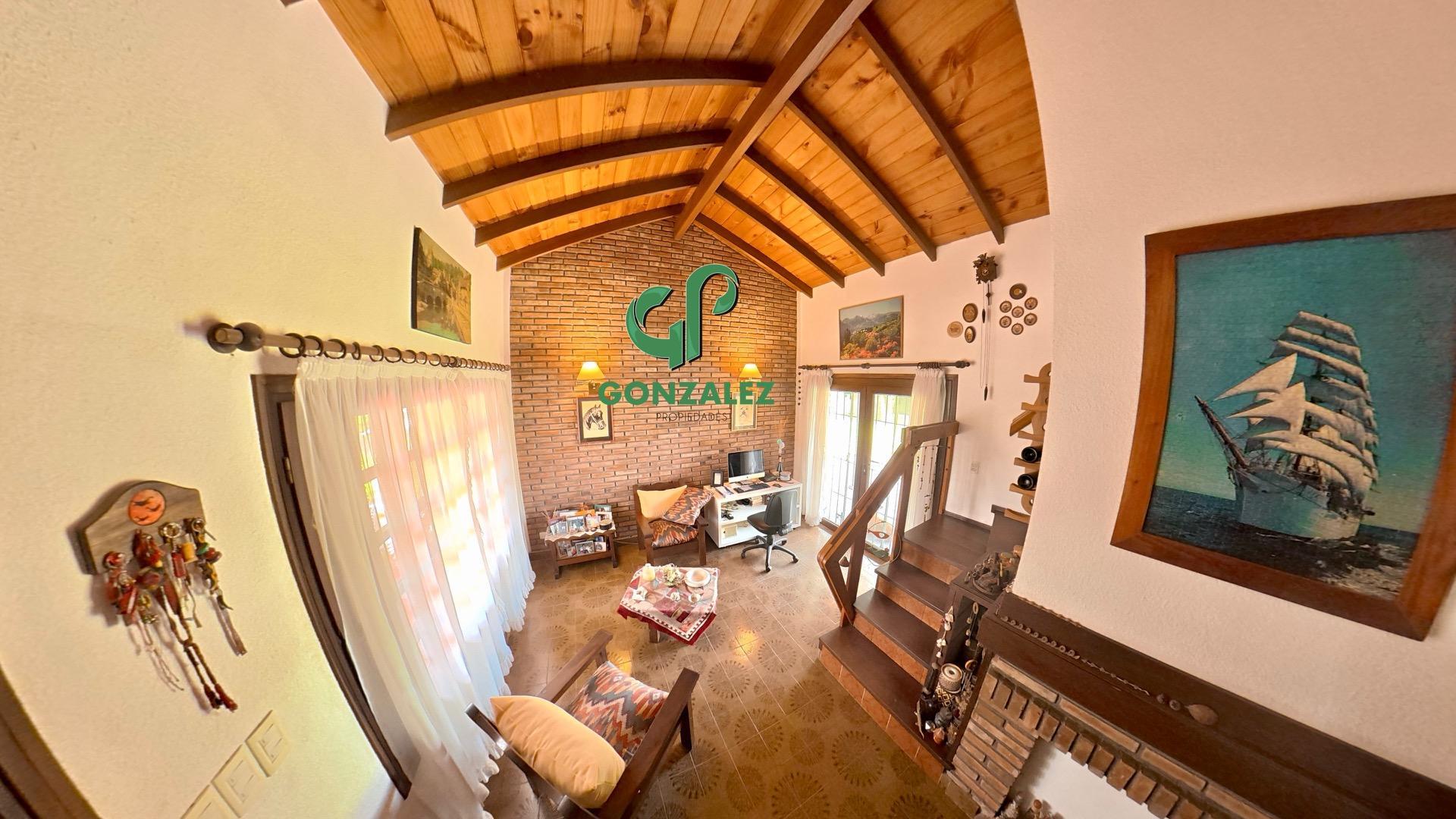 Casa 4 ambientes con 3 baños