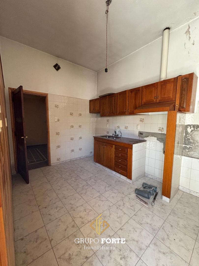 Casa en Venta en Alto Alberdi, USD 85.000