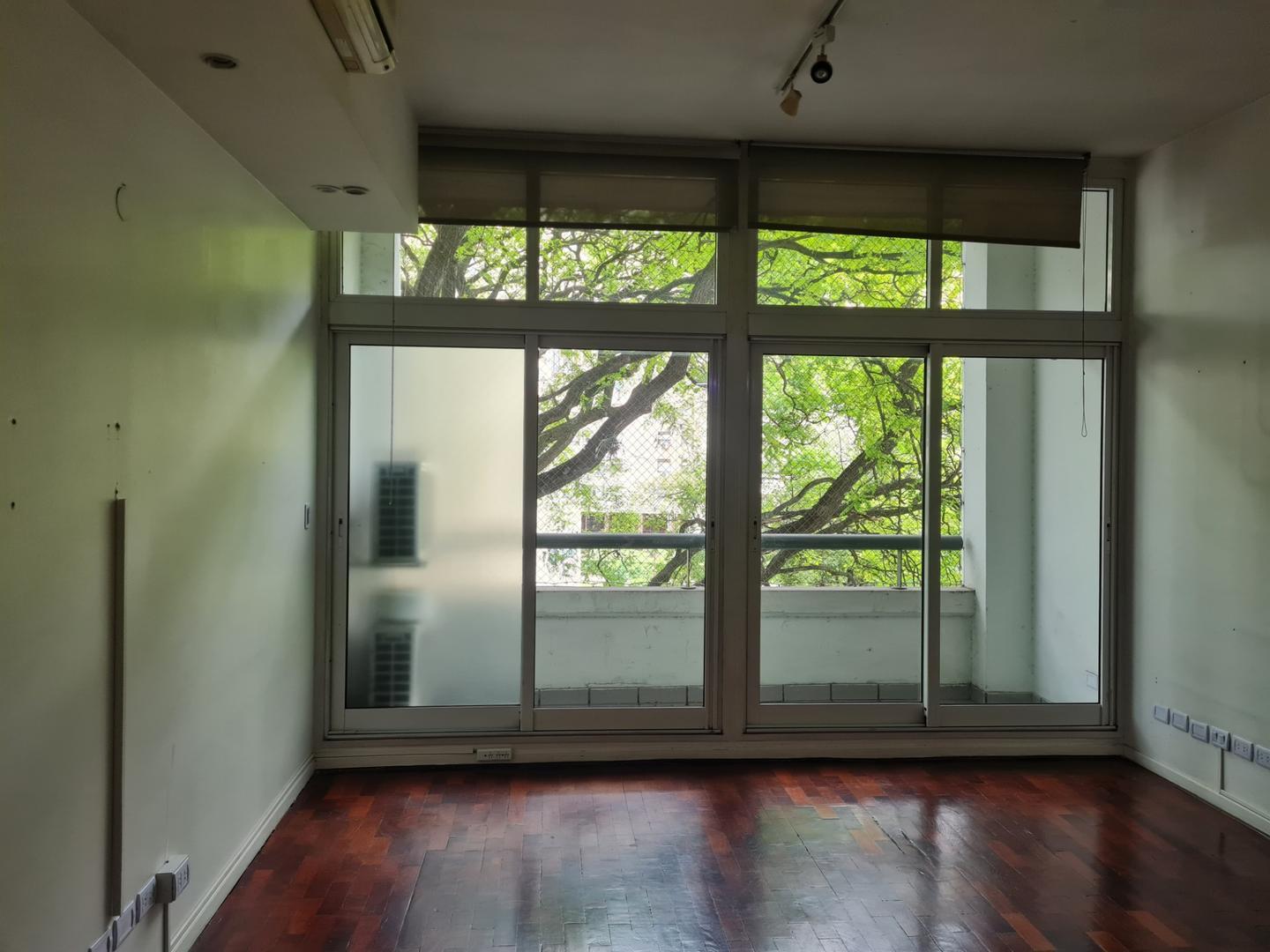 Oficina en Alquiler 40 años