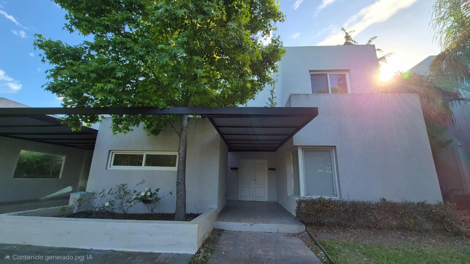 Casa en venta - 3 hab pileta en barrio privado - apto crédito