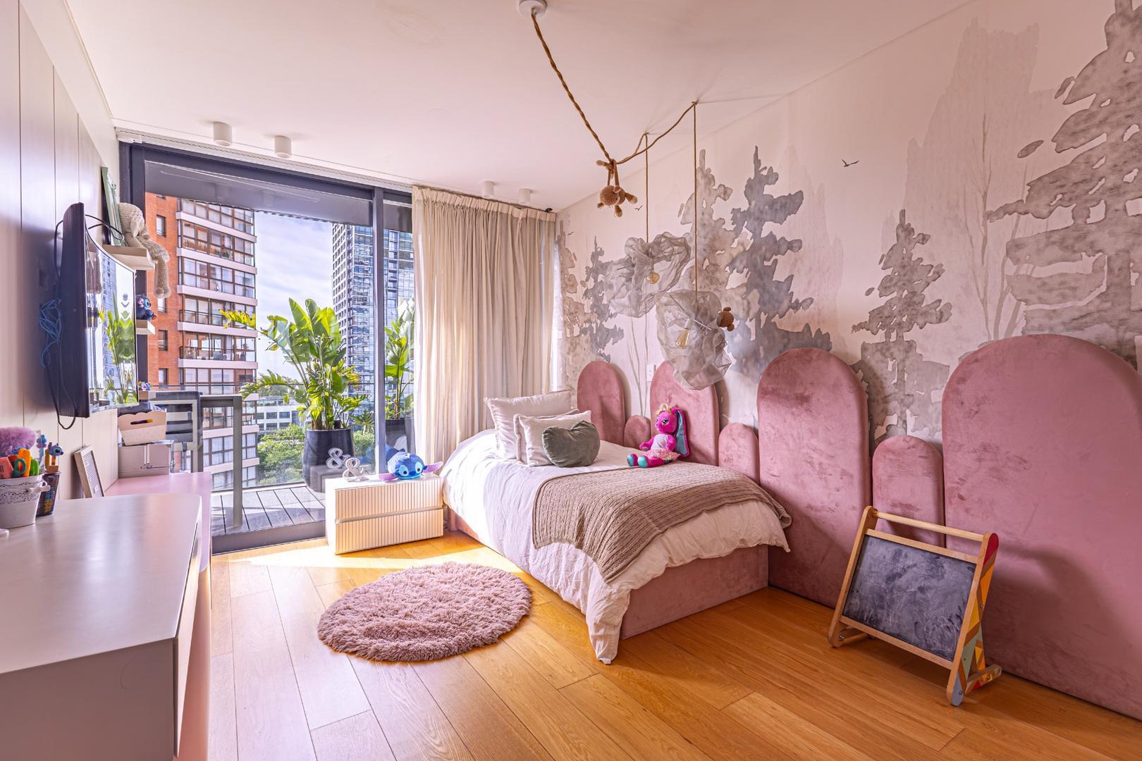 Departamento en Venta con 3 cocheras