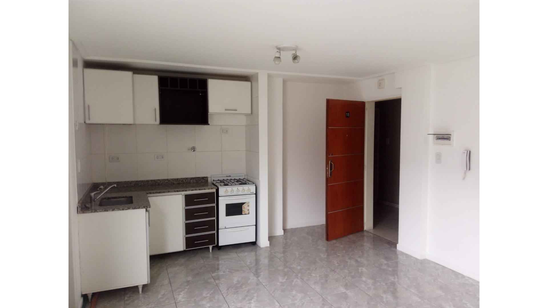 MUY BUEN MONOAMBIENTE EN EXCELENTE UBICACIÓN