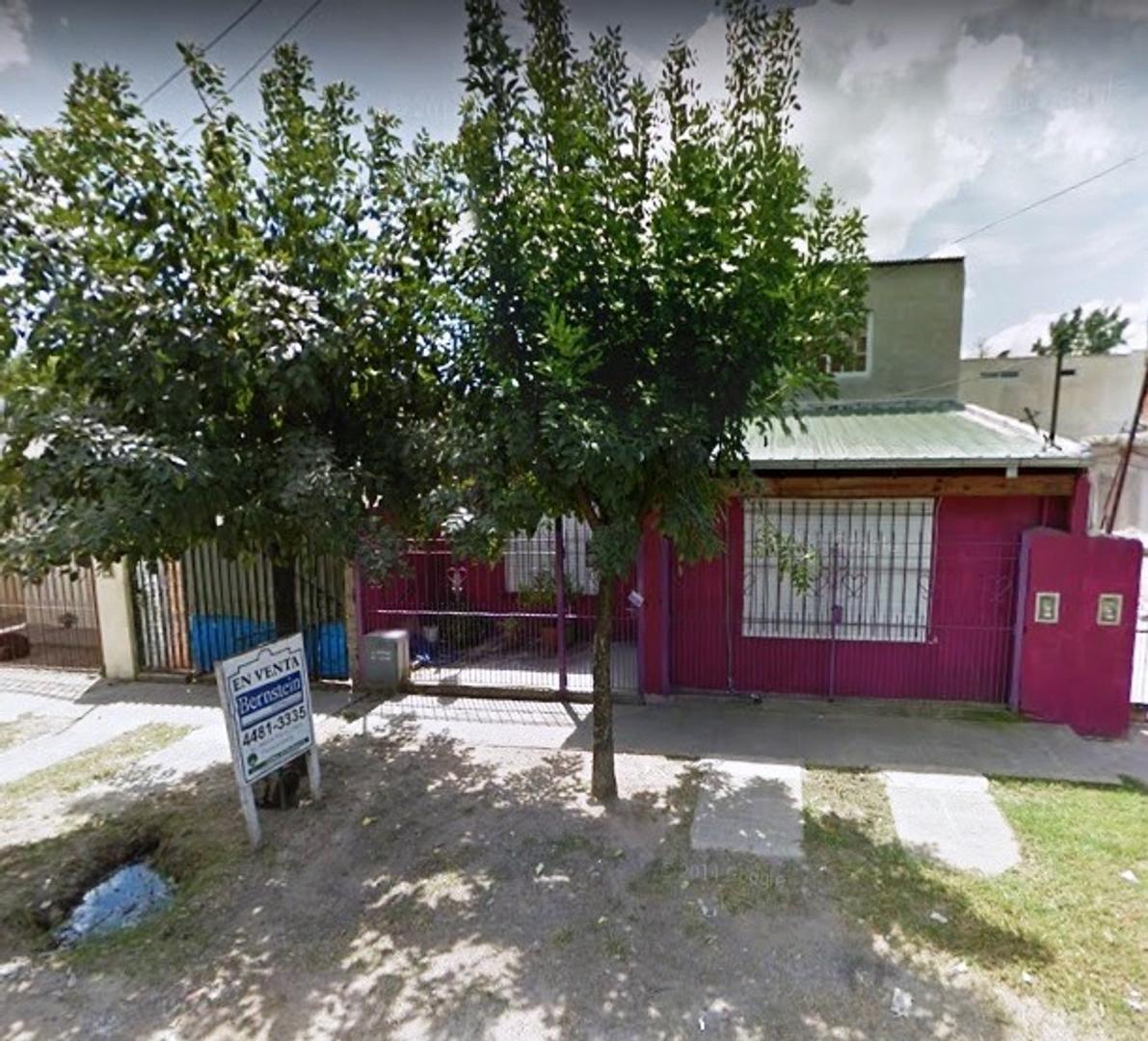 CASA EN VENTA :: 2 AMBIENTES :: UDAONDO :: 247m2