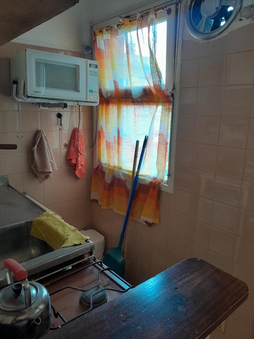 Falucho 1600, Piso 5