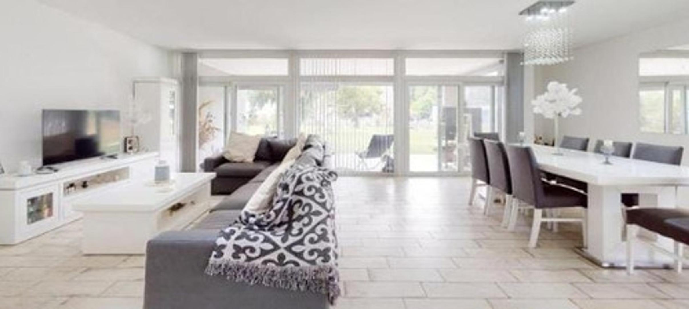 Casa a la venta en barrio cerrado Miralagos