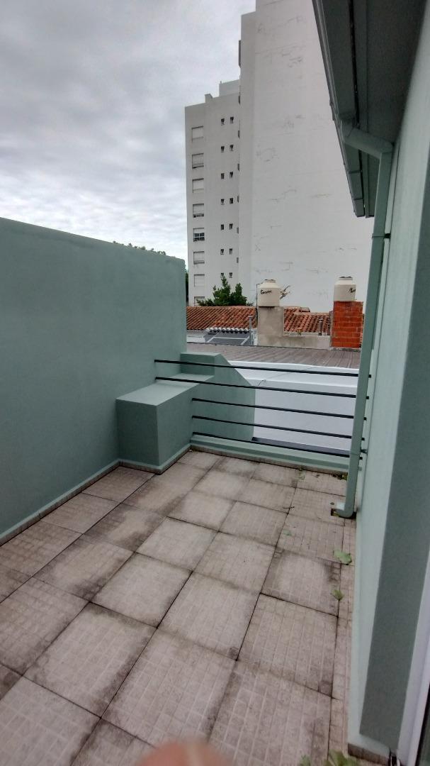 Depto Tipo Casa en Venta al Este