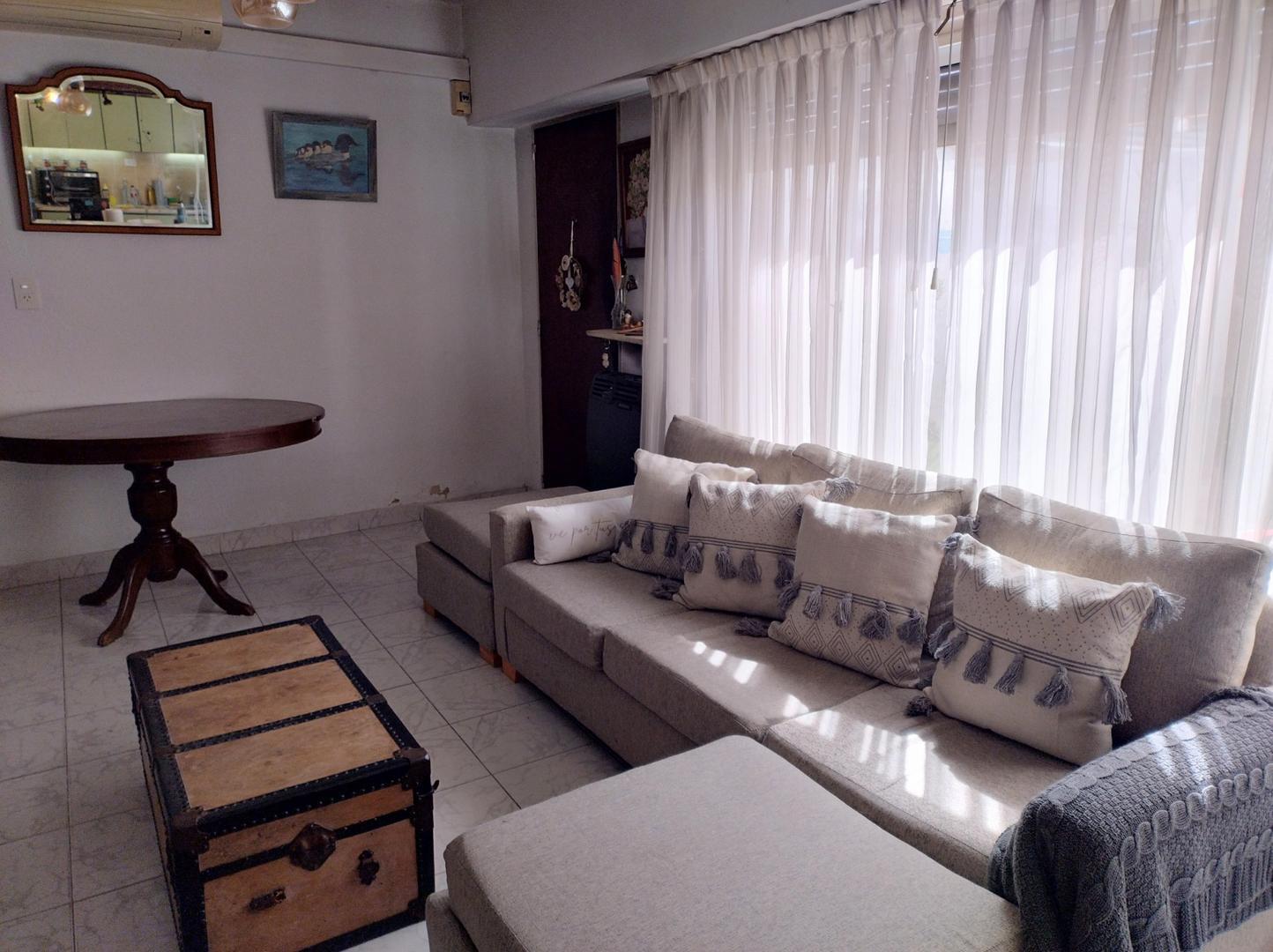 Depto Tipo Casa en Venta en San Isidro Vias / Libertador, USD 168.000