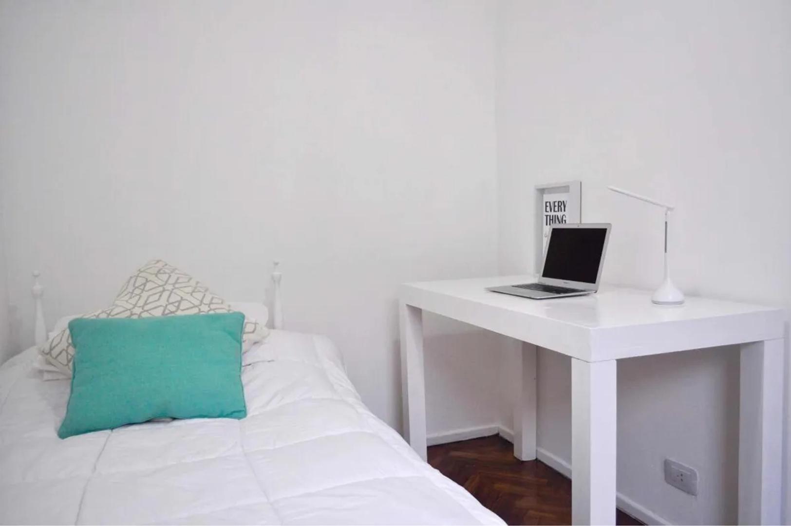 Alquiler Temporario – Departamento 4 Ambientes Amoblado