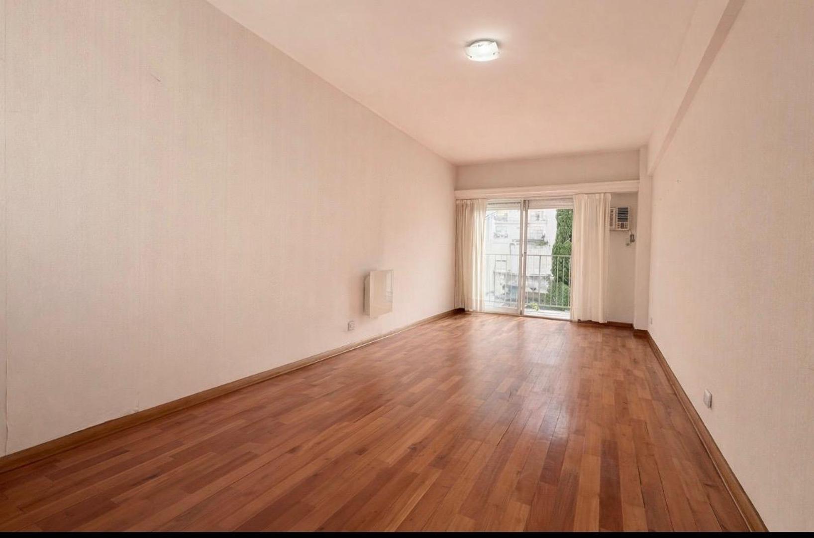 Venta Departamento Caballito 4 Ambientes - 2 Baños -Cochera-2 Bauleras-Bajas Expensas-APTO CREDITO.