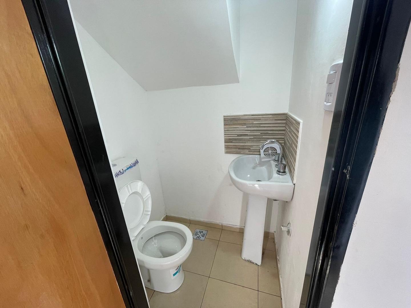 Casa en Venta en Castelar, USD 85.000