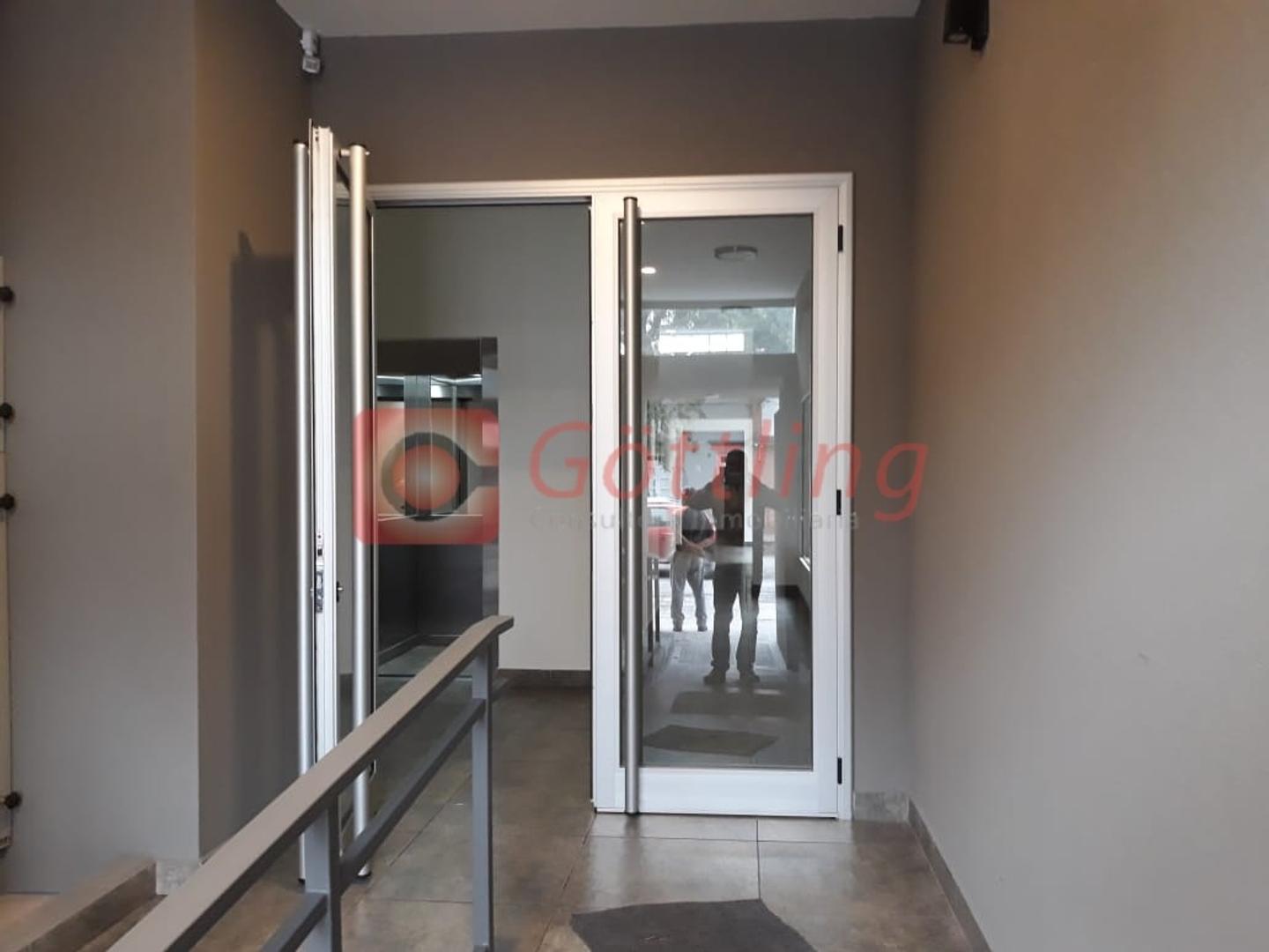 Oficina en Alquiler en Zona Centro, $ 400.000