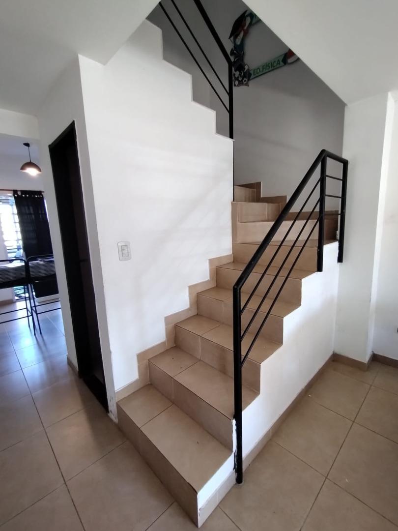 DUPLEX EN VENTA ITUZAINGO