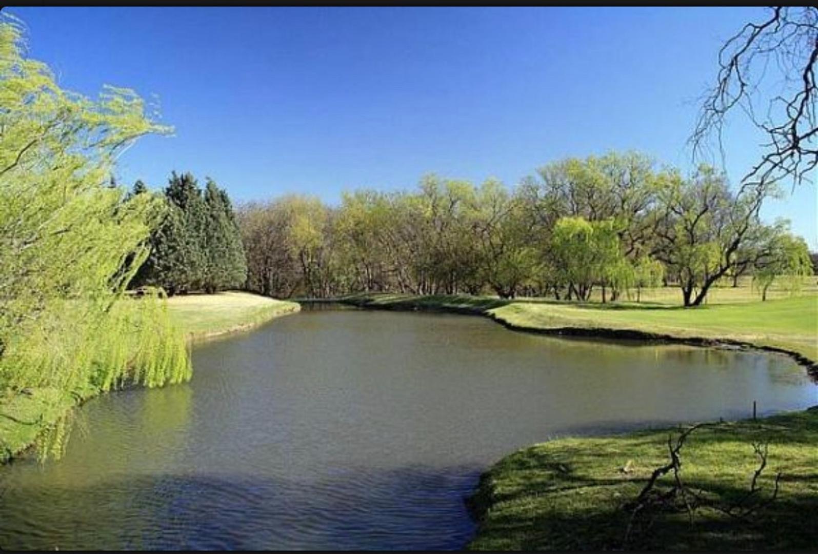 Casa en Venta con 5 cocheras