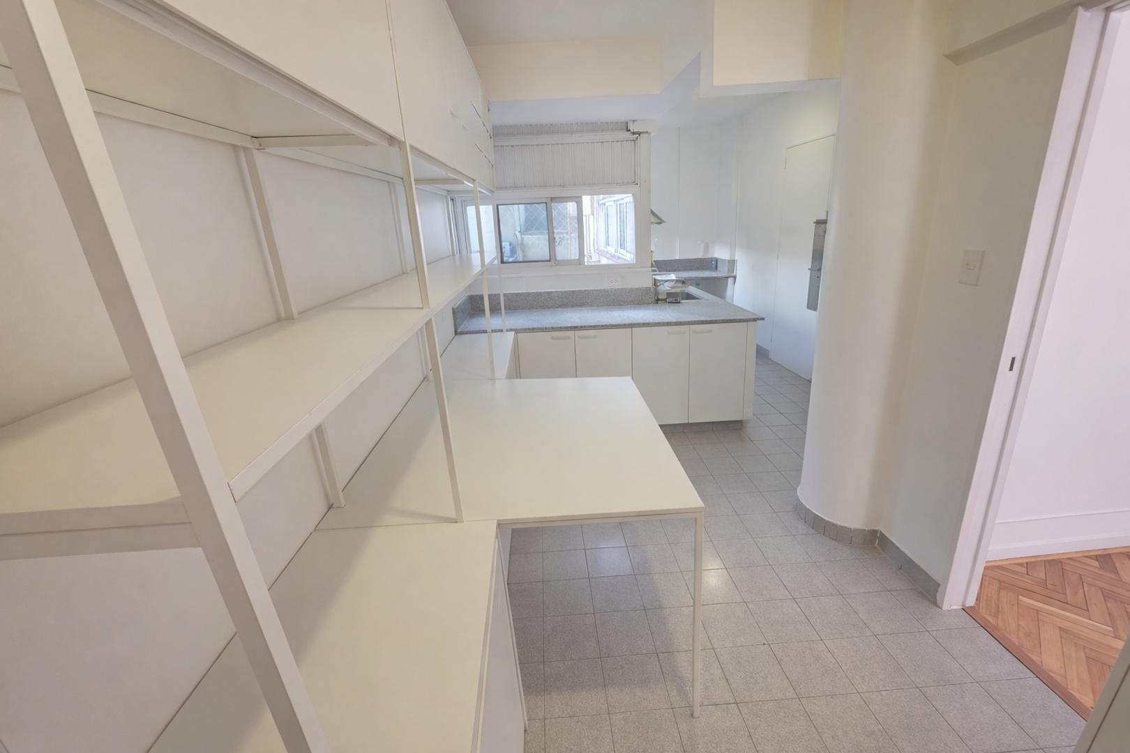 Departamento en Alquiler en Recoleta, USD 1.300