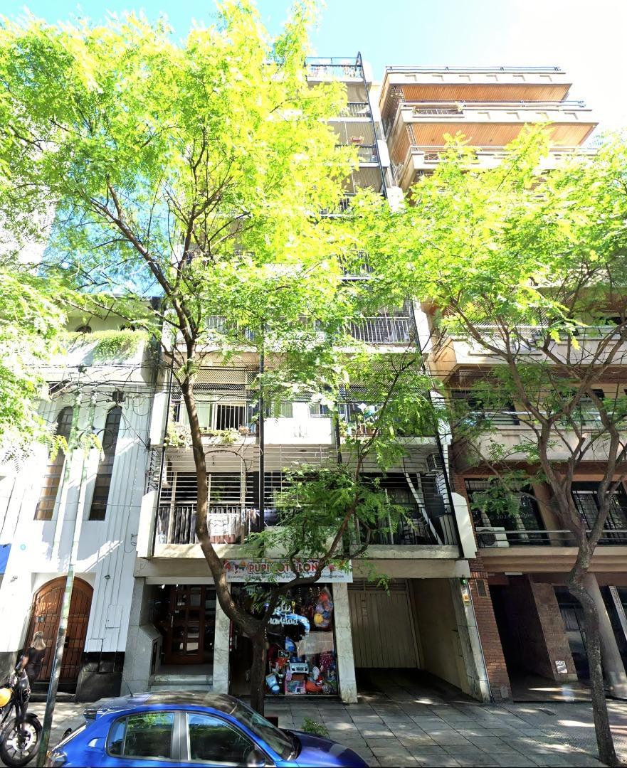 DEPARTAMENTO DE 3 AMBIENTES SOBRE AVENIDA DIRECTORIO