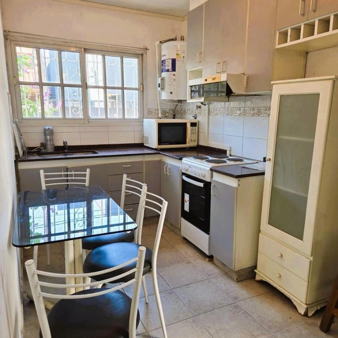 Depto Tipo Casa 3 ambientes con 2 baños